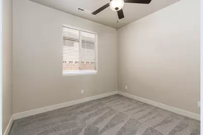 718 W 400 N, Hurricane, UT 84737 - Photo 13