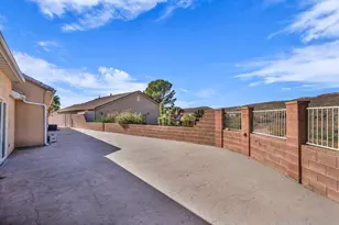 4400 W State St, Hurricane, UT 84737 - Photo 25