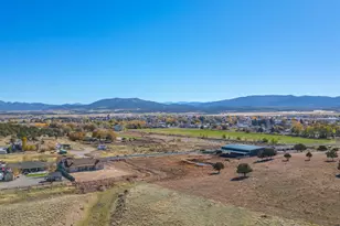 319 N 200 W, Enterprise, UT 84725 - Photo 105
