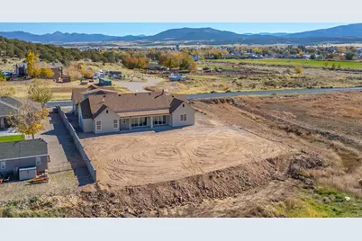 319 N 200 W, Enterprise, UT 84725 - Photo 107