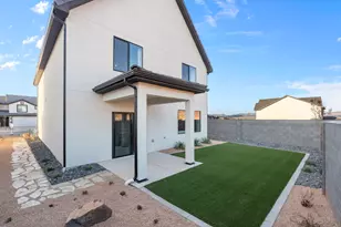 1538 S Staircase Wy, Washington, UT 84780 - Photo 33