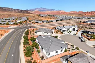 2013 N Somerset Cir, Washington, UT 84780 - Photo 83