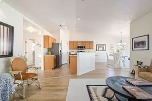 491 E Padre Lakes Dr, Ivins, UT 84738 - Photo 13