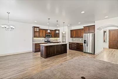 994 S 1740 E, Saint George, UT 84790 - Photo 7