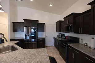 4032 S 890 E, Washington, UT 84780 - Photo 9