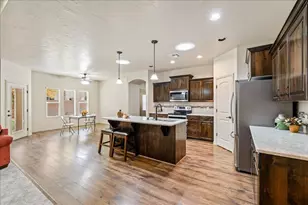 2866 E Carmine Dr, Saint George, UT 84790 - Photo 13