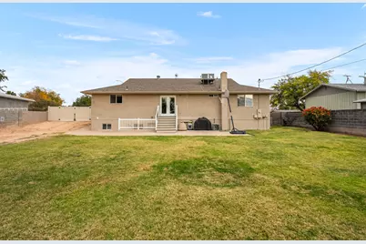 2140 E 620 N, Saint George, UT 84790 - Photo 43