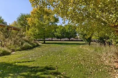 692 W 1300 S, Hurricane, UT 84737 - Photo 27