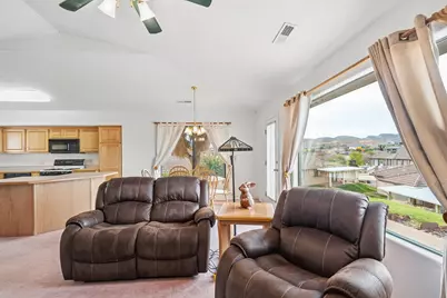 2360 S Hampton Rd, Saint George, UT 84770 - Photo 23