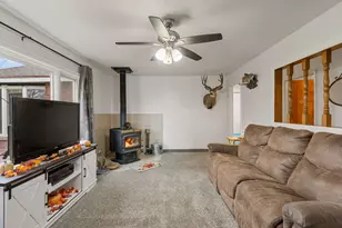 81 N 500 W, Tropic, UT 84776 - Photo 5