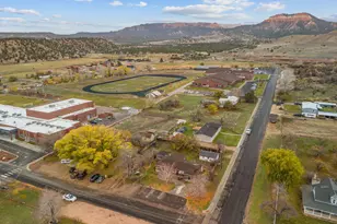81 N 500 W, Tropic, UT 84776 - Photo 45
