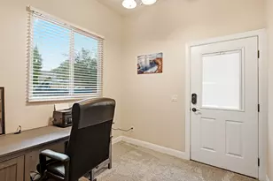 731 E Castle Stone Dr, Washington, UT 84780 - Photo 29