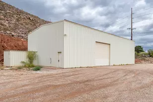 555 E Nichols Peak Rd, Washington, UT 84780 - Photo 5