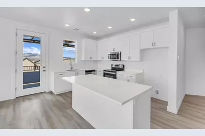 5599 S Carnelian Parkway #207, Saint George, UT 84790 - Photo 7