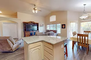 853 W Kestrel Ct, Washington, UT 84780 - Photo 15