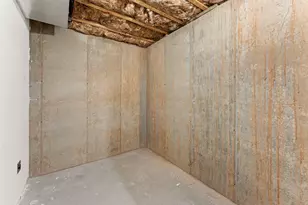 140 N Castle Dr, Cedar City, UT 84720 - Photo 55