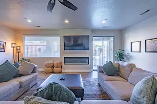 3800 Paradise Vlg Dr, Santa Clara, UT 84765 - Photo 51