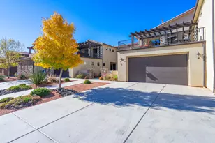 3800 Paradise Vlg Dr, Santa Clara, UT 84765 - Photo 17