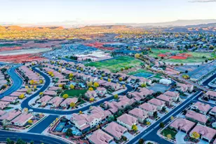 3800 Paradise Vlg Dr, Santa Clara, UT 84765 - Photo 175