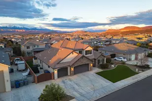 3181 E 3100 St S, Saint George, UT 84790 - Photo 7