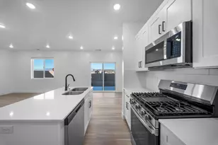 1009 E Malibu Ln, Washington, UT 84780 - Photo 13