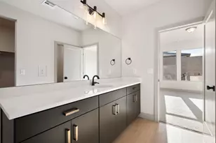 1589 N Ascent St, Washington, UT 84780 - Photo 15