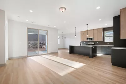 1589 N Ascent St #150, Washington, UT 84780 - Photo 3