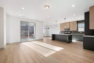 1589 N Ascent St, Washington, UT 84780 - Photo 3