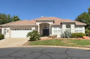 834 W Chickadee Ct, Washington, UT 84780 - Photo 3