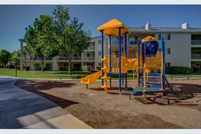 1845 W Canyon View Dr #302, Saint George, UT 84770 - Photo 33