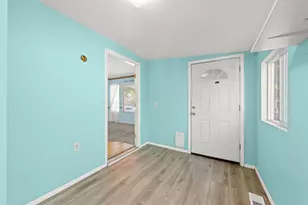 180 N 1100 E, Washington, UT 84780 - Photo 3