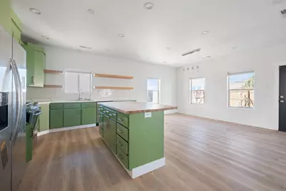 865 N Redwood St, Hildale, UT 84784 - Photo 9