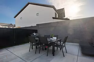 1610 S Ripple Rock Dr, Washington, UT 84780 - Photo 31