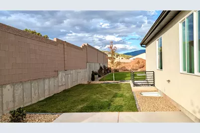 2548 W Black Sage Dr, Cedar City, UT 84720 - Photo 5
