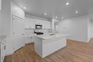 1853 S Queens Garden Dr, Washington, UT 84780 - Photo 27