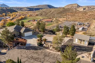 205 W Terrace Cir, Toquerville, UT 84774 - Photo 3