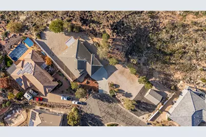 205 W Terrace Cir, Toquerville, UT 84774 - Photo 31