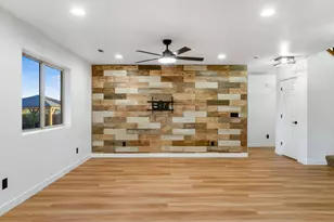 249 S 100 W, Ivins, UT 84738 - Photo 11