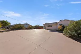 711 E Scenic Dr N, Washington, UT 84780 - Photo 25