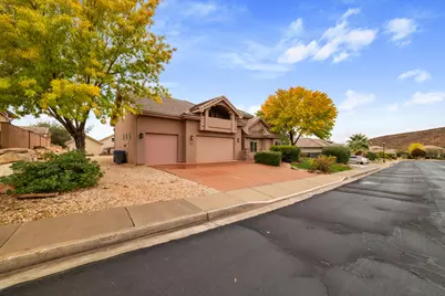 922 E Silver Shadows Dr, Washington, UT 84780 - Photo 1