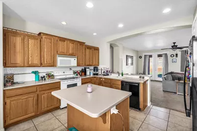 3309 E Willow Springs Dr, Washington, UT 84780 - Photo 5