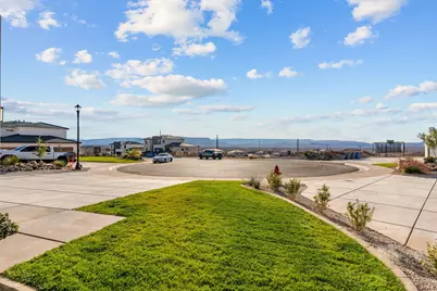 6181 S White Bee Cir, Saint George, UT 84790 - Photo 9
