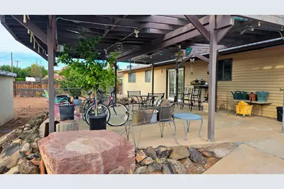 651 N Quail Ridge Dr, Washington, UT 84780 - Photo 11