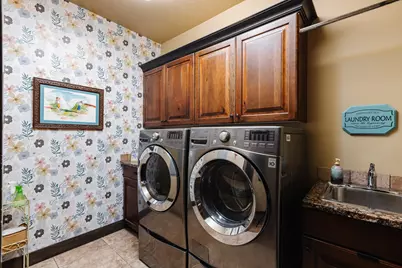 2056 S Great Basin Dr, Washington, UT 84780 - Photo 37