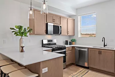 1058 W Albertine Ln, Saint George, UT 84770 - Photo 7