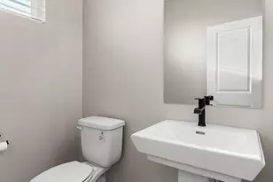 840 N Twin Lakes Dr, Saint George, UT 84770 - Photo 11