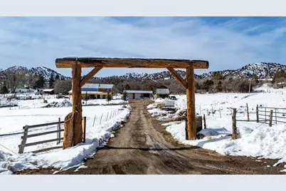 65 N 200 E, Alton, UT 84710 - Photo 37