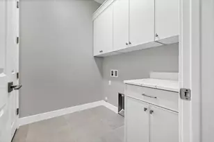 963 W Davis Ave, Toquerville, UT 84774 - Photo 11