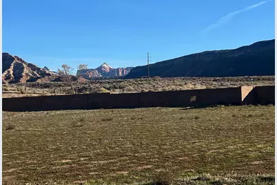 37 E Bellamonte, Virgin, UT 84779 - Photo 3