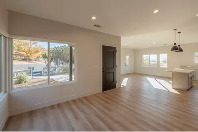 313 W Diagonal St, Saint George, UT 84770 - Photo 7